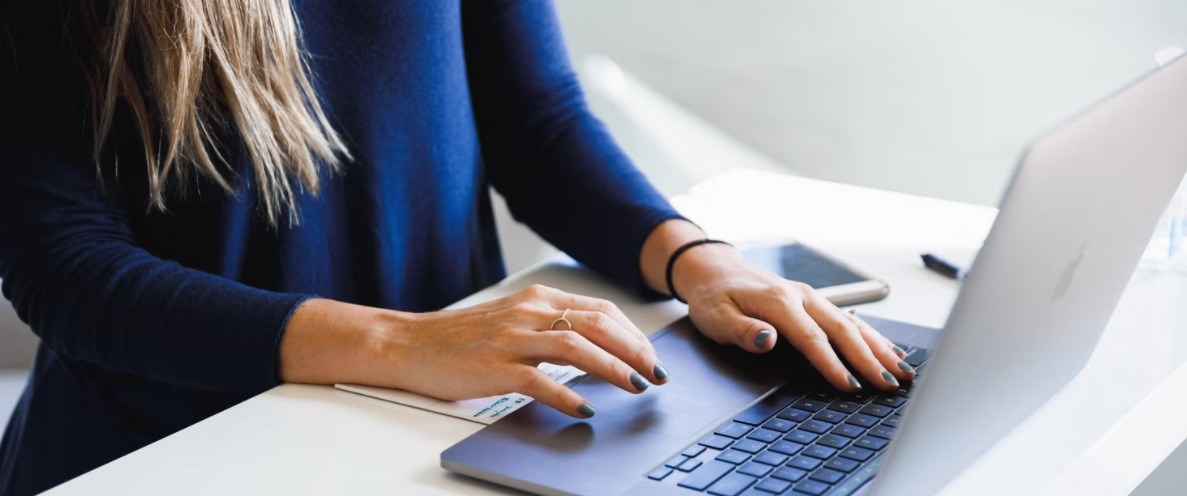 When is the right time to go freelance? - The Directors Choice When is the right time to go freelance